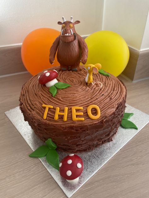 Gruffalo Birthday Cake, Gruffalo Birthday Party, Gruffalo Cake, Gruffalo Party, Log Cake, Piping Icing, Chocolate Cakes, 4th Birthday, Bday Party