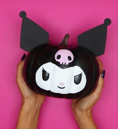 Sanrio Painted Pumpkin, Sanrio Halloween Pumpkin, Baddie Pumpkin Painting, My Melody Pumpkin Painting, Cute Halloween Painted Pumpkins, Halloween Pumpkins Paint, Emo Pumpkin Painting, Pumpkin Painting Ideas Sanrio, Paintings For Pumpkins