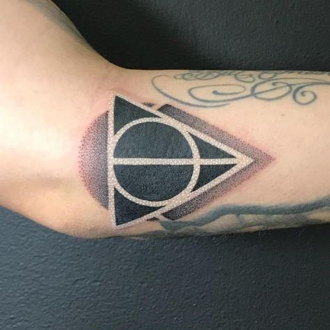 Deathly Hallows Tattoo Deathly Hallows, Deathly Hallows Tattoo, Fish Tattoos, Polynesian Tattoo, Jesus Fish Tattoo, Cool Tattoos, Tattoos