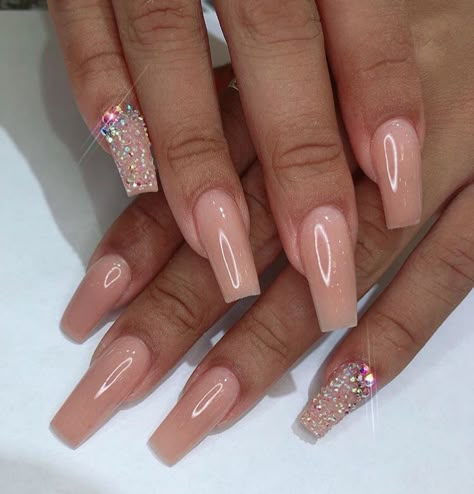 Classy Bridal Nails Almond, Neutral Nails Black Women, Engagement Photo Nails Ideas, Nails Wedding Guest, Nude Sparkly Nails, Glam Life, 2024 Nails, Ballerina Nails, Short Acrylic Nails Designs