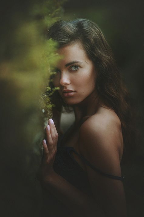 Breathtaking Outdoor Portraits by TJ Drysdale Outdoor Portrait, Nature Photoshoot, Shotting Photo, Foto Tips, Outdoor Portraits, Outdoor Photoshoot, Glamour Photography, Shooting Photo, Portrait Poses