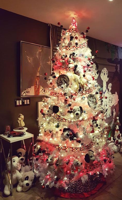 Dalmatian Christmas Tree, Dalmatian Christmas, Dalmatian Puppy, 101 Dalmatians, Dalmatian, Christmas Decoration, Christmas Decorations, Christmas Tree, Holidays