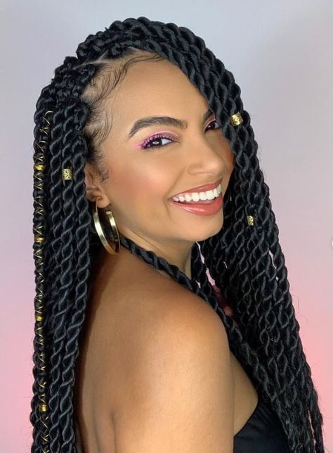 Box Dreads, December Hairstyles, Senegalese Twist Hairstyles, Senegalese Twist Braids, Twist Braid Hairstyles, Braids With Beads, Classic Hairstyles, Knotless Braids, African Braids Hairstyles