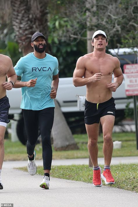 Matt James stays in heartthrob shape as he goes for group run with shirtless BFF Tyler Cameron | Daily Mail Online Tyler Cameron Style, Athlete Outfits Men, Men’s Running Outfit, Male Gym Aesthetic, Mens Running Outfit, Men Body Types, Men Gym Outfit, Gym Fits Men, 12 Week Marathon Training Plan