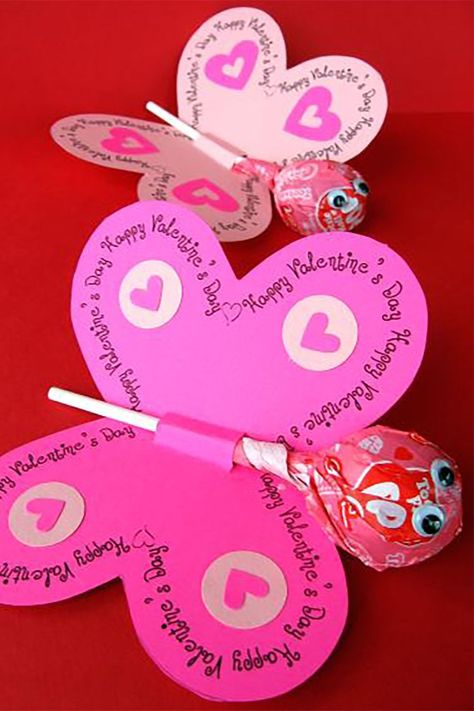 pink, butterfly shaped cards with lollipop bodies and paper wings that say happy valentine's day Paper Wings, Valentine Tree, Diy Valentine's Day, Homemade Valentines, Heart Day, Shaped Cards, Saint Valentine, Butterfly Shape, Valentine's Day Diy