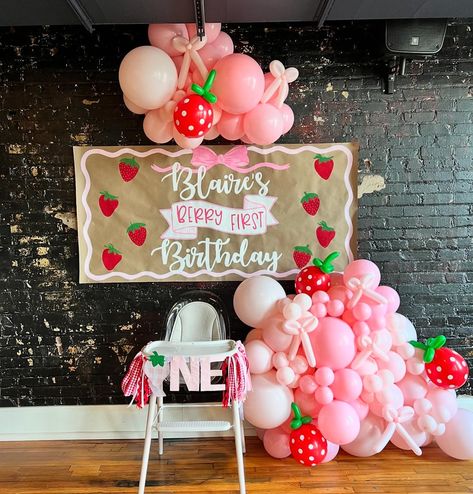 🍓 This berry first birthday setup was as precious as can be! Happy 1st Birthday Blaire! 🍓Adorable Balloons by @inflated_dreams1 #berryfirstbirthday #paintedbanner #custombanner #birthdaydecoration Berry First Birthday Banner, February First Birthday, Birthday Setup, Painted Banner, Engagement Banner, Twenty First Birthday, First Birthday Banner, Berry First Birthday, Birthday Painting