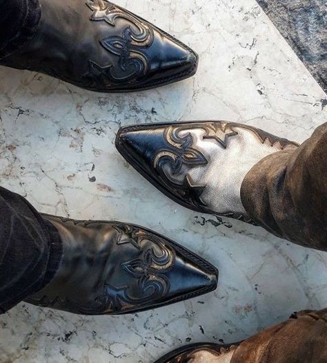 Cowboys Aesthetic, Goth Cowboy, Cowboy Aesthetic, Bota Country, Yee Haw, Timberlands, I'm With The Band, Looks Street Style, Matthew Mcconaughey