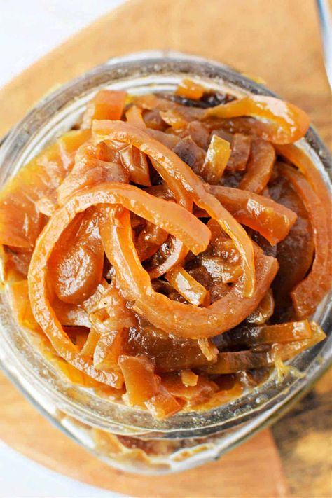 What To Do With Extra Onions, Side Dish For Burgers, Slow Cooker Caramelized Onions, Brown Onion Gravy, Brown Sugar Recipe, Onion Paste, Burger Side Dishes, Brown Sugar Recipes, How To Cook Beef