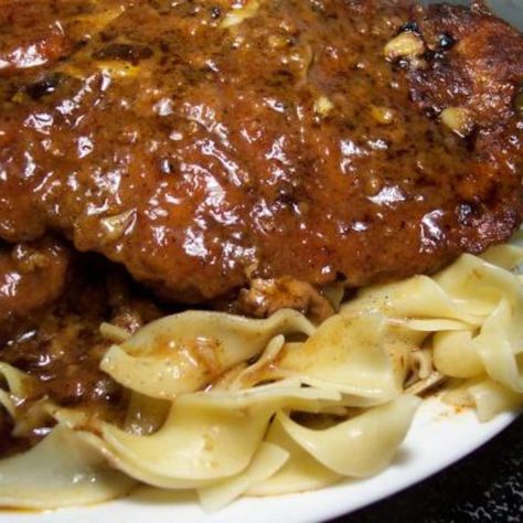 WACKY BUT AMAZING PORK CHOPS IN GRAVY Pork Chops In Gravy, Slow Cooker Salisbury Steak, Pork Chops And Gravy, Rib Steak, Slow Cooker Ribs, Salisbury Steak Recipes, Pork Ham, Pasta Pizza, My Diary