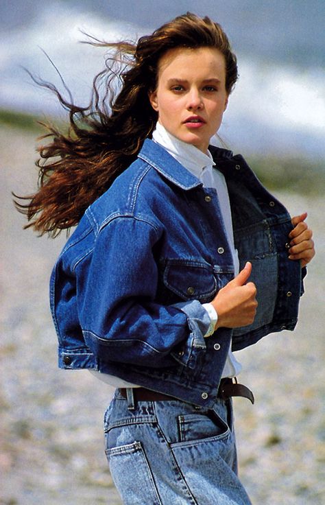 Calvin Klein Jeans/Nordstrom, Elle magazine, November 1987. 80s Fashion Outfits, 80s Fashion Trends, 80’s Fashion, 80s Denim, Fashion 80s, 80s And 90s Fashion, Look Retro, 80s Outfit, Double Denim