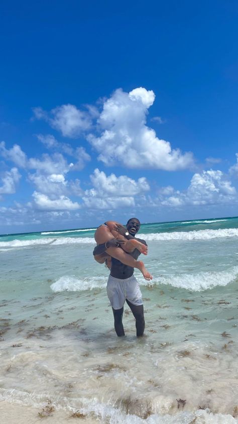 Couples Beach Pictures Black, Baecation Picture Ideas, Black Couple Swimming, Jamaica Couple Pictures, Black And Puerto Rican Couples, Beach Picture With Boyfriend, Black Couples On Vacation, Beach Picture Couple, Baecation Pictures