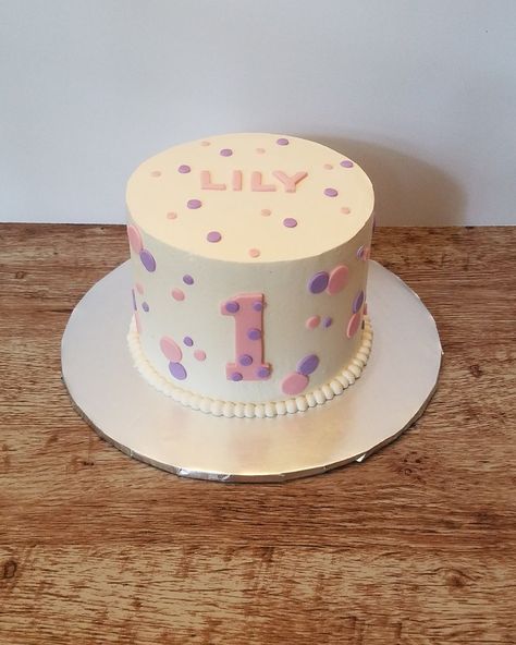 Pink and purple smash cake Pink Smash Cake Girl, Purple Smash Cake, Pink Smash Cake, Pink Smash Cakes, Smash Cake Girl, Cake Girl, Cake Inspo, 1st Birthday Cake, Girl Cakes