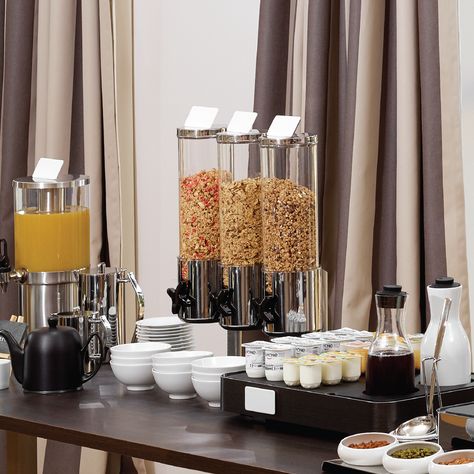 It's Cereal Day! Level up the cereal in your buffet display with Evento from Degrenne. Contact your local rep for more information - sales@hughjordan.com | 01 862 7200 #cereal #cerealday #breakfast #breakfastdisplay Hotel Breakfast Buffet Display, Brunch Buffet Ideas Food Stations, Cereal Buffet Bar, Cereal Station, Cereal Buffet, Breakfast Display, Continental Breakfast Buffet, Hotel Breakfast Buffet, Buffet Set Up