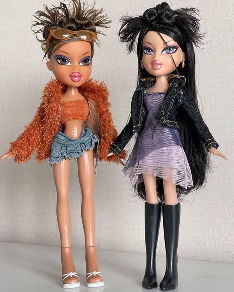 Bratz Dolls Outfits In Real Life, Bratz Restyle, Bratz Outfit Ideas, Brats Fashion, Bratz Hairstyles, Bratz Outfit, Bratz Outfits, Bratz Fashion, Rave Fit