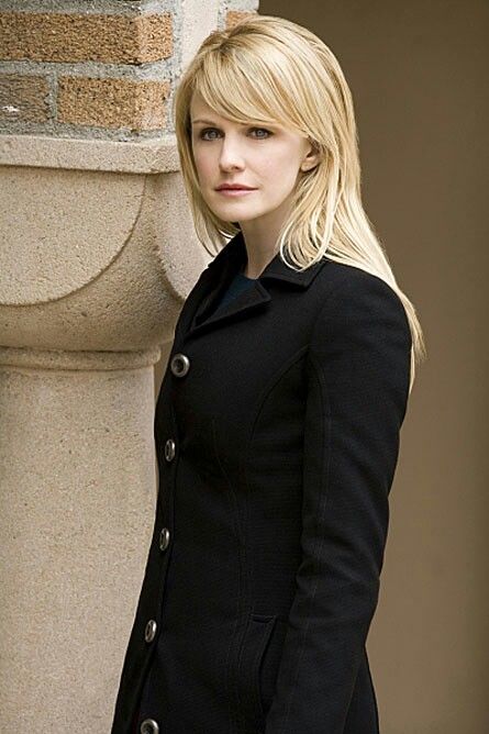 ♡ KM Cold Case Tv Show, Kathryn Morris, Woman Movie, Great Tv Shows, Cold Case, Tv Guide, Film Serie, Tv Stars, New Movies