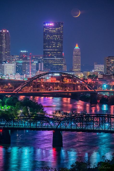 Pittsburgh Skyline - Paul Vladuchick Pittsburgh City Skyline, Pittsburgh Tattoo, Pittsburgh Photography, Pittsburgh Skyline, Tattoo Pictures, Pittsburgh City, Pittsburgh Sports, Fashion Gal, Beautiful Cities