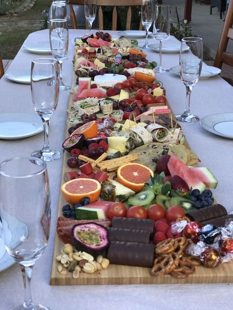 Daughter & her friend made this for their 17th birthday lunch Lunch Party Ideas, Lunch Party, Birthday Daughter, Birthday Lunch, Party Food Platters, Snacks Für Party, 17th Birthday, Cheese Platters, Long Table