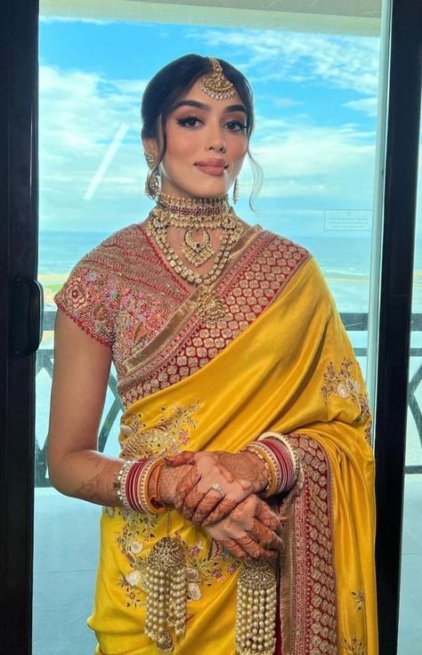 Engagement Looks, Haldi Outfits, Simple Saree Designs, Indian Bride Outfits, Latest Bridal Dresses, Newly Wed, Desi Outfits, Dresses Traditional, Desi Fashion Casual