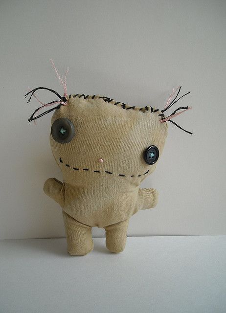 Monster Elizabeth by junkerjane, via Flickr Sock Monster, Zombie Dolls, Sock Dolls, Ugly Dolls, Monster Dolls, Gothic Dolls, Spirit Dolls, Fabric Toys, Sock Animals