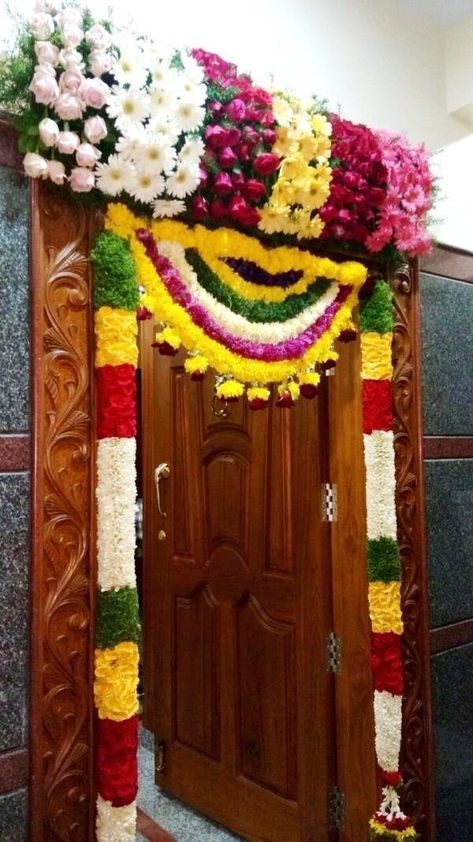 Main Door Flower Decoration, Impressive Cookies, Main Door Images, Door Flower Decoration, Cherry Frosting, Decorating Table, Home Flower Decor, Goals Ideas, Diwali Photography