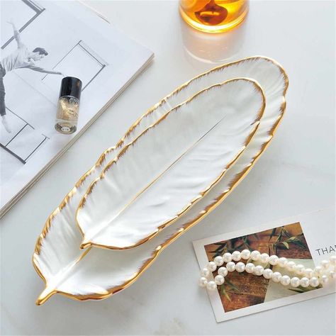 Crockery Design, Steamed Fish, Leaf Plates, Plate Decor, Ceramic Tray, Feather Jewelry, Ceramic Tableware, Serving Plate, Ceramic Plate