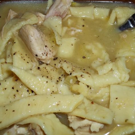 Homemade Noodles And Turkey - Delicious! Turkey And Noodles Recipe, Soup Turkey, Noodle Recipes Homemade, Chicken And Egg Noodles, Turkey Noodle Soup, Egg Noodle Recipes, Homemade Egg Noodles, Noodles Soup, Cheap Clean Eating