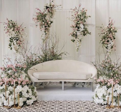 Simple Throne Wedding, Wedding Throne Decoration, Wedding Dais Pelamin, Engagement Dais, Pelamin Tunang Simple, Dais Decoration, Backdrop Design Wedding, Simple Wedding Stage, Pelamin Simple