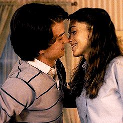 Steve And Nancy Kiss, Steve X Nancy, Stranger Things Creature, Steve And Nancy, Hawkins Lab, Stranger Things Joe Keery, Stranger Things Wall, Joe Mama, Steve Harrington Stranger Things