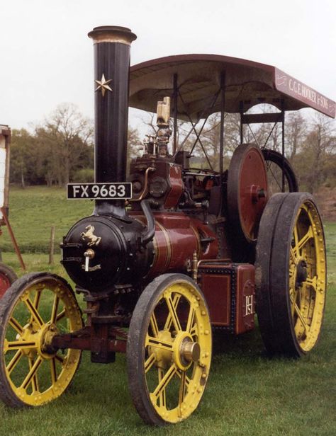 1922 Aveling-Barford 3nhp 6 ton Traction Engine "Jasper" Steam Tractor, Traction Engine, Antique Tractors, Old Tractors, Steam Engines, Steam Engine, Commercial Vehicle, Wagons, Cars And Motorcycles