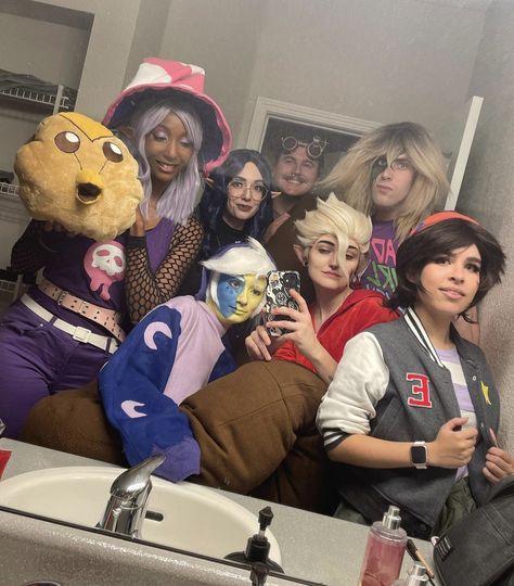 Luz Owl House Cosplay, Owl House Collector Cosplay, Vee Cosplay The Owl House, Cosplay Ideas Group, The Owl House Halloween Costume, Hooty The Owl House Cosplay, Raine Cosplay, Lumity Cosplay, Owl House Costume