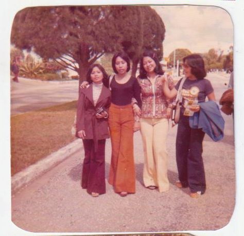 https://flic.kr/p/9FYdKe | bellbottoms | mom was quite a stylish girl Vst & Company, Filipino Retro Outfits, 70s Filipino Fashion, Southeast Asia Fashion, Women’s 70s Fashion, 60s Aesthetic, 70’s Aesthetic, Filipino Fashion, 60s 70s Fashion