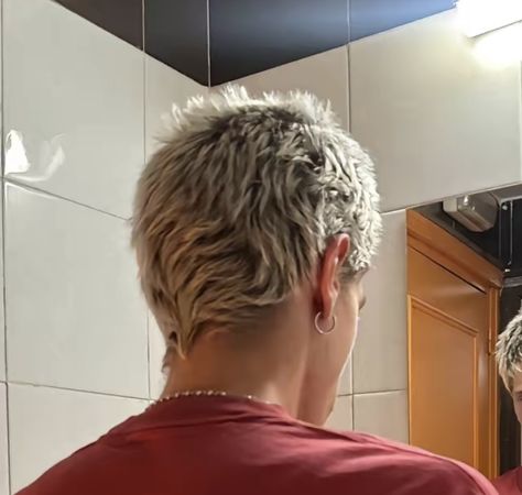 Blonde Grown Out Buzzcut, Bleach Blonde Buzz Cut, Mens Bleached Hair Dark Roots, Grown Out Bleached Buzzcut, Short Bleached Hair Men, Buzz Hair Design, Bleach Buzzcut Men, Men Bleached Hair, Grown Out Buzz Cut Men