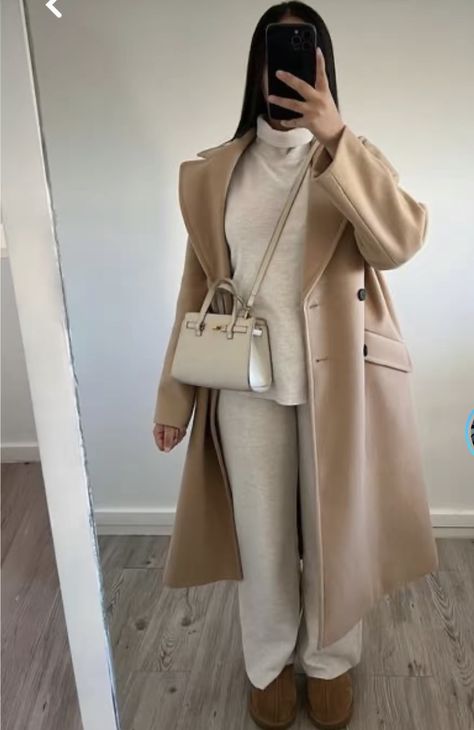 Modest Winter Outfits, Cute Winter Outfit, Chique Outfit, Getting Bored, Outfit Zara, Mode Zara, Modesty Outfits, Classy Winter Outfits, Winter Fashion Outfits Casual