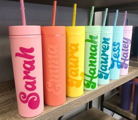 Personalized Tumblers with Lid and Straw, Pastel Tumblers, Bachelorette Party Favors #sublimationdesigns #tumblerdesigns #vinyldesigns #sublimationideas #tumblerwraps #svg Glass Tumbler Design, Custom Tumbler Cups, Custom Cups, Sublime Shirt, Bachelorette Party Favors, Personalized Tumblers, Glass Tumbler, Vinyl Designs, Tumbler Cups