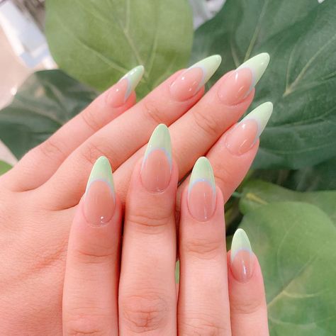 Nails Goddess, Outline Nails, Green French Tip Nails, Green French Tip, French Almond, Acrylic Nails Almond Shape, Almond Nails French, Mint Green Nails, Long Almond Nails