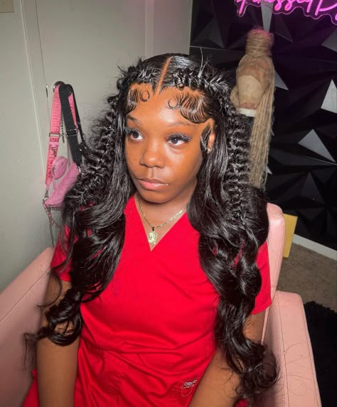 Pinby: aishaa🦋 💕 Frontal Wig Hairstyles, Quick Weave Hairstyles, Frontal Hairstyles, Pretty Hair Color, Dope Hairstyles, Hair Ponytail Styles, Body Wave Hair, Ponytail Styles, Lace Hair