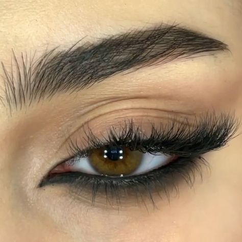 Swag Makeup, Smink Inspiration, Makijaż Smokey Eye, Eye Makeup Designs, Dope Makeup, Edgy Makeup, Makeup Eye Looks, Makeup Makeover, Eye Makeup Art