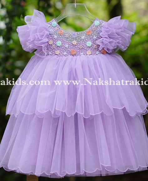 Net Frock, Frock Designs For Girl, Frock Models, Frocks For Kids, Long Frock Designs, Kids Dress Collection, Baby Party Dress