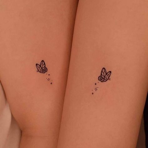 Small Tattoos That Are Easy To Hide, Duo Tattoo Ideas Sisters, Tattoo For Best Friends, Tattoo Duo, Friend Tattoos Small, Common Tattoos, Cute Matching Tattoos, Matching Friend Tattoos, Small Matching Tattoos