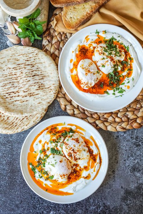 Aerial view of Çılbır (Turkish Poached Eggs with Yogurt) on two white plates. Turkish Poached Eggs, Yoghurt Breakfast, Mexican Breakfast Recipes, Yogurt Recipe, Styling Photography, Moroccan Food, Middle Eastern Recipes, White Plates, Breakfast Brunch Recipes