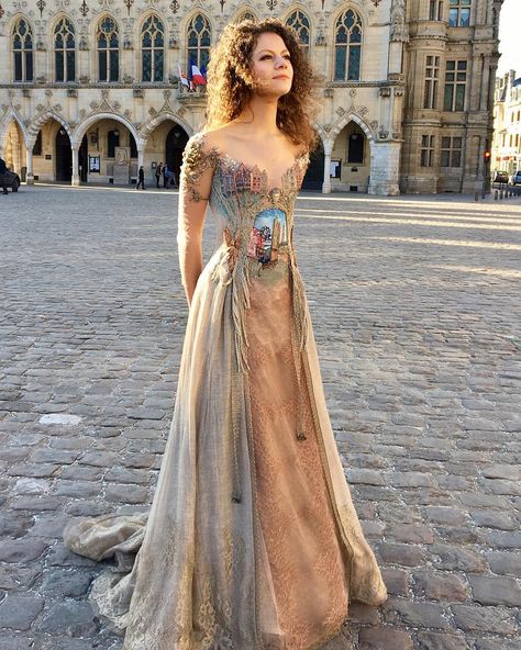 Storybook Dress, French Town, Wedding Dress Cake, Gaun Fashion, Dress Cake, French Designer, Beauty Dress, A Castle, Fantasy Dress