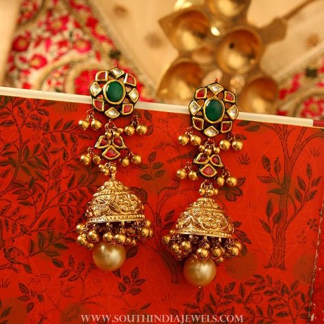 22 K Gold Jhumka From Manubhai Jewels ~ South India Jewels Manubhai Jewellers, Gold Jhumka, Gold Jhumka Earrings, Pure Gold Jewellery, Indian Jewelry Earrings, Black Beads Mangalsutra Design, Antique Gold Jewelry Indian, Gold Earrings Models, Gold Earrings Wedding