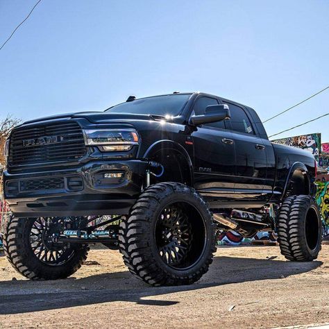 Ram 2500 Mega Cab Lifted, Diy Truck Mods, Dodge Trucks Lifted, Ram 2500 Mega Cab, Truck Lifted, Lifted Ford Truck, Lifted Ram, Cummins Diesel Trucks, Coal Train