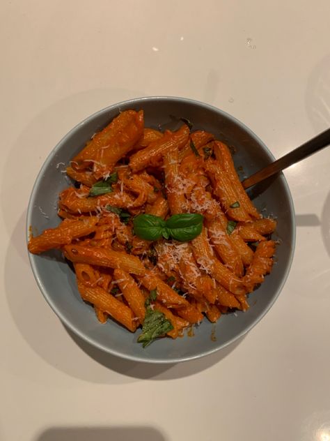 Gigi Hadid Pasta, Hadid Pasta, Pasta Aesthetic, Penne Alla Vodka, Alla Vodka, Big Appetite, Delicious Pasta, Pasta Pasta, Food Therapy