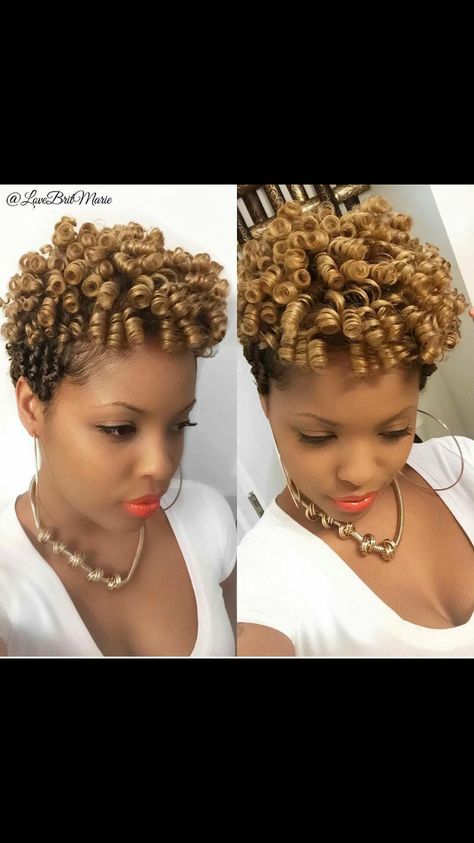 Rod set & finger coils on sides, on natural hair Perm Rod Set On Relaxed Hair, Short Natural Styles, Perm Rod Set, Finger Coils, New Natural Hairstyles, Tapered Natural Hair, Tapered Hair, Perm Rods, Blonde Curls