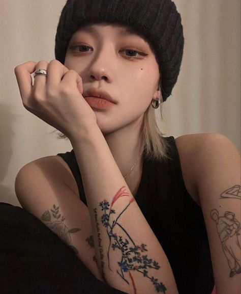 Unity Tattoo, Medium Long Haircuts, Korean Tattoos, Asian Tattoos, Girl Inspiration, Simplistic Tattoos, Mini Tattoos, Long Hair Cuts, Pretty Tattoos