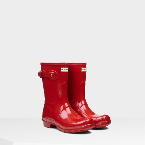 Hunter- military Red short boot Red Wellies, Red Hunter Rain Boots, Hunter Wellington Boots, Rain Boots Hunter, Red Hunter Boots, Red Rain Boots, Womens Rubber Boots, Boots Military, Red Hunter