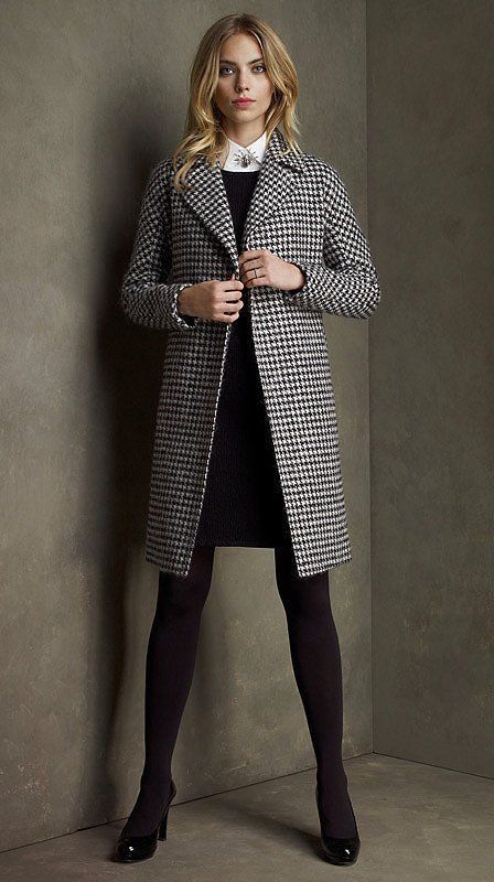 Mode Prints, Black And White Coat, Mode Mantel, Fall Fashion Coats, Mode Tips, Mode Chanel, Summer Work Outfits, Classy Work Outfits, White Coat