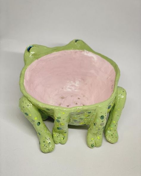 Frog Plant Pot, Frog Pinch Pot, Frog Pot, Mushroom Snail, Coil Pot, Ceramic Pinch Pots, Room On The Broom, Pottery Lessons, Coil Pots