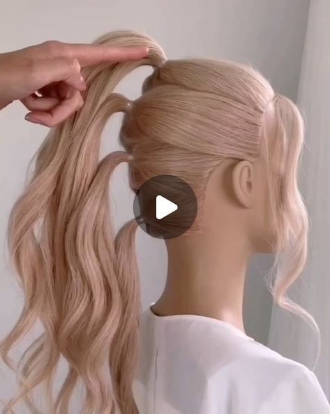 Daily Hair Tutorials 💇‍♀️ on Instagram: "1,2 or 3?? Which one is your favourite?😍🥰
By @polishedstylejustine 💕
.
*No copyright infringement was intended. If you are the author of this video and do not want your video to be posted on this page, please contact me in DM and your video will be deleted as soon as possible. Thank you 🤗
.
#hairvideo #hairdecoration #cutehairstyles #hairstyleideas #tutorialhair #hairvideotutorial #hairstyle #hotd #hairstyletutorial #hairstylevideo #hairtransformation #tutorialhairdo #hairideas #hairtutorialvideo #hairofinstagram" Long Hippie Hair, Dancer Hairstyles, Easy Hair Dos, Easy Updos For Long Hair, Black Hair Balayage, Easy Bun Hairstyles, Hippie Hair, Long Hair Video, Hairstyles For Layered Hair